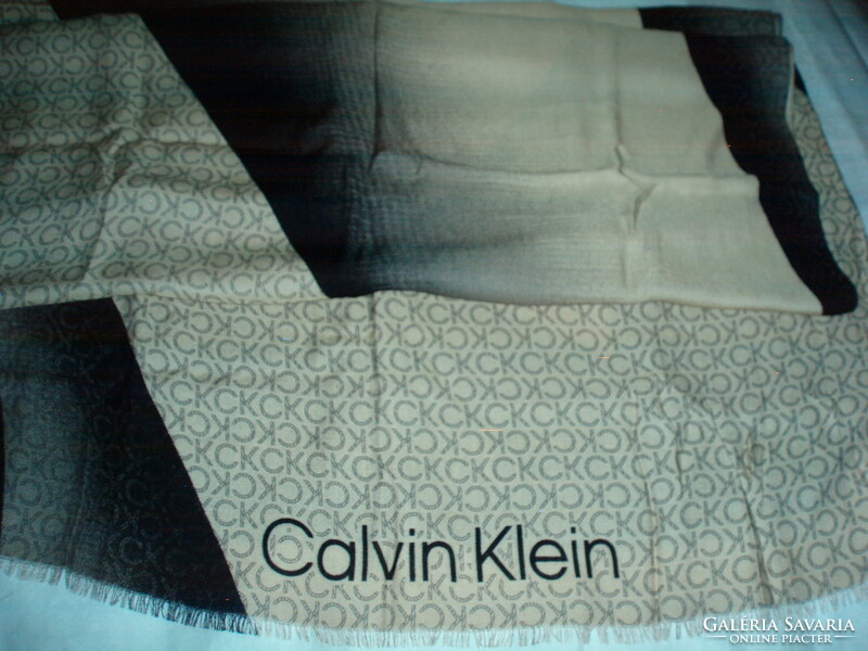 Vintage calvin klein large women's scarf