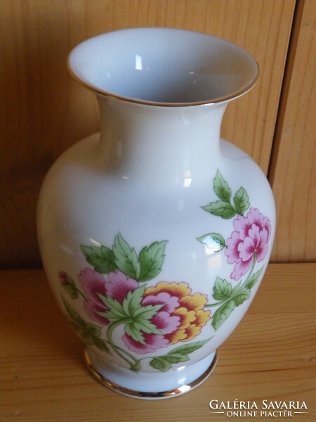 Hollóházi porcelán lepkés váza, Hortenzia virág mintázattal FOGLALVA: Gemese75 részére