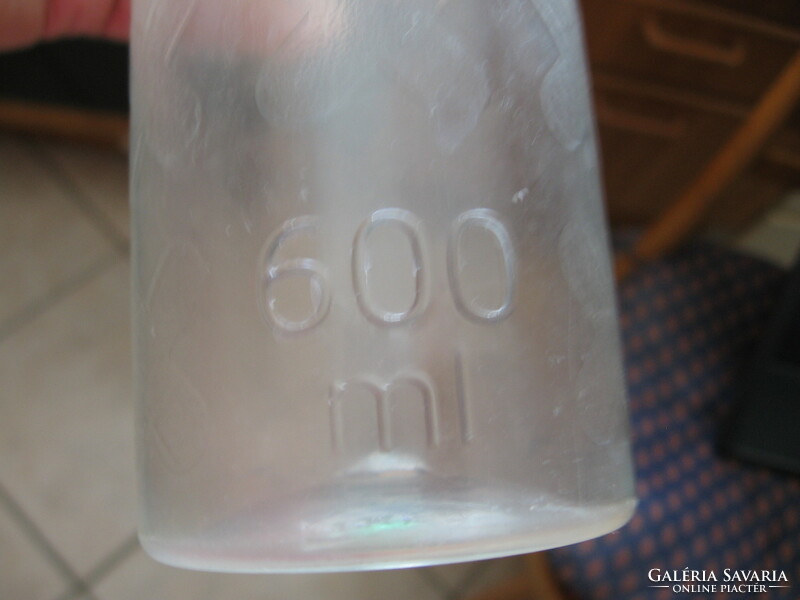 Tesco műanyag kulacs, palack 600 ml