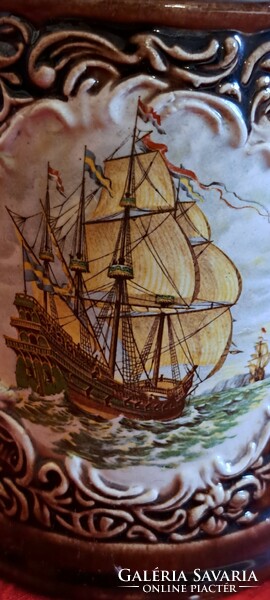 Régi ónfedeles sörös korsó, hajós kerámia korsó (M4630)