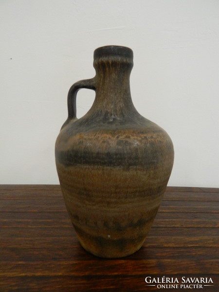 Antik stílusú, jelzett egyszerű kerámia füles váza