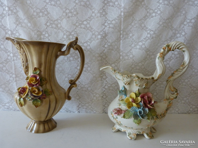 Decorative jug / Italian-English.