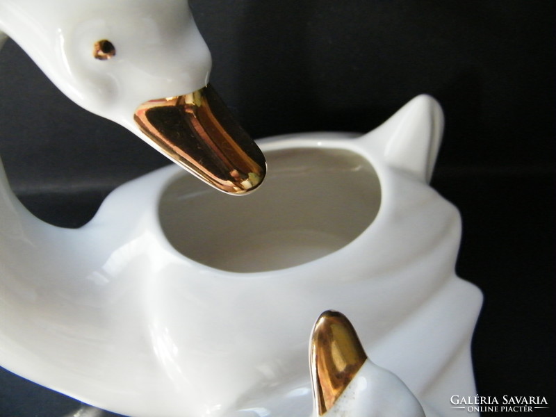 Porcelain bowl shaped like swans