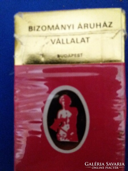 Antik magyar BÁV - BIZOMÁNYI ÁRUHÁZ VÁLLALAT cigarettás doboz a képek szerint