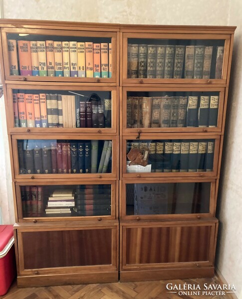 Lingel-style bookcase