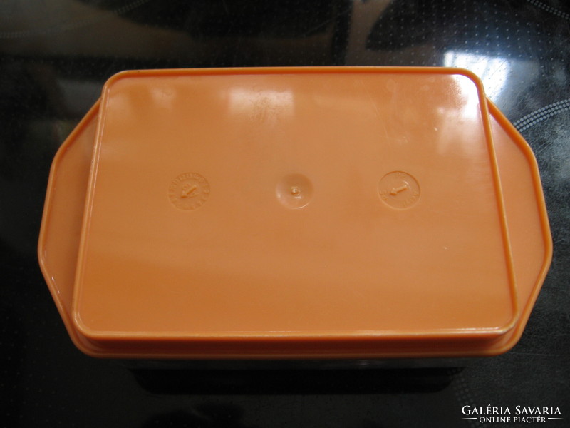 Retro orange-transparent plastic butter holder