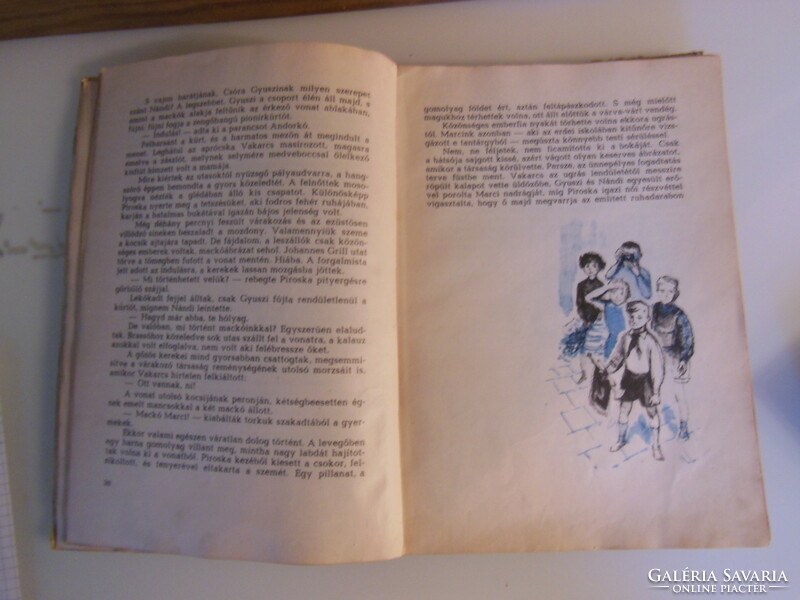 KÖNYV -1961 - MACKÓ MARCI KALANDJAI - SIPOS BELLA - 25 x 17 cm  183 oldal - AGYONOLVASOTT