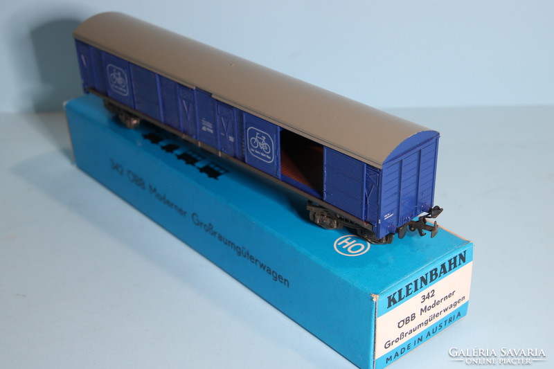 Kleinbahn 342 freight train in box