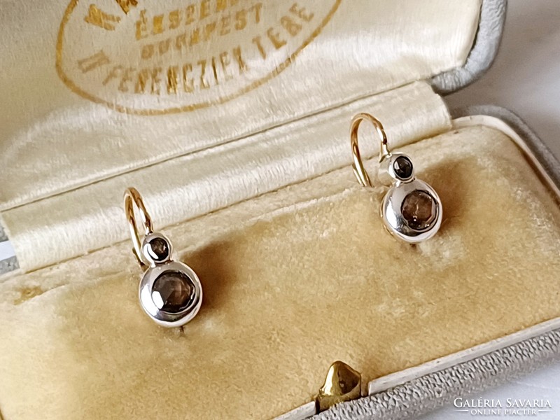 Antique gold earrings with diamonds
