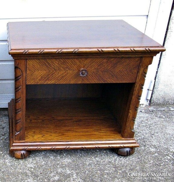 Colonial bedside table