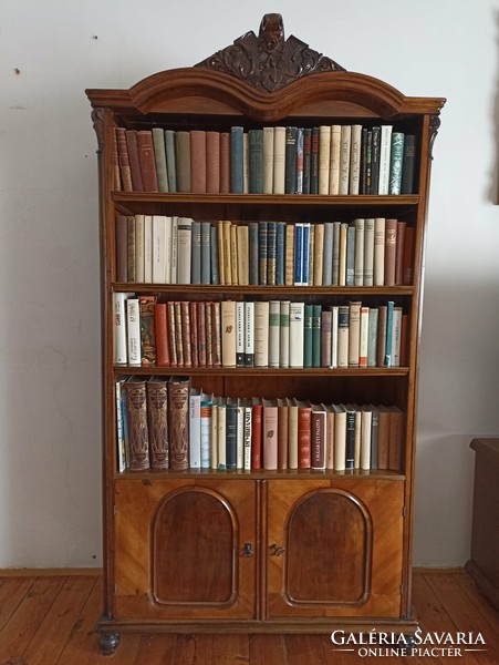 Bookcase bookshelf