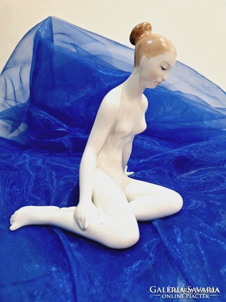 Rare porcelain female nude statue by Aquincum.