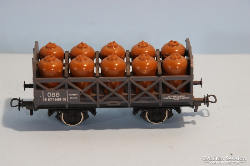 Kleinbahn 334 special freight wagon, acid tank wagon
