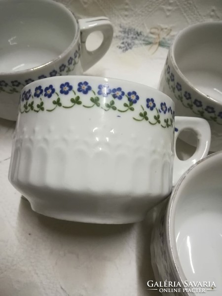 Régi porcelán teás csésze