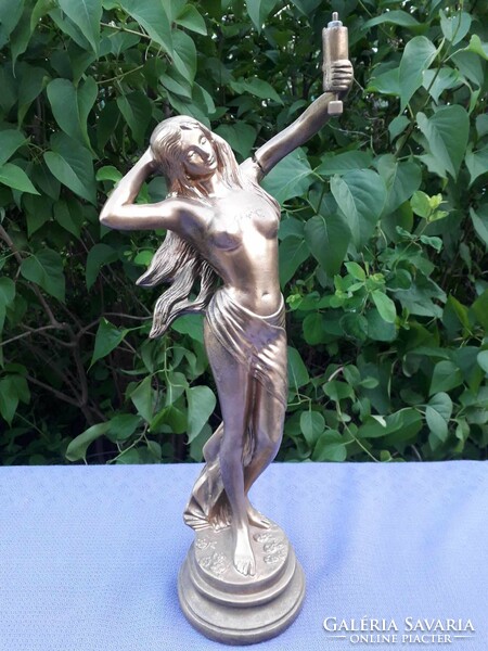 5 Pcs. Nude statue.