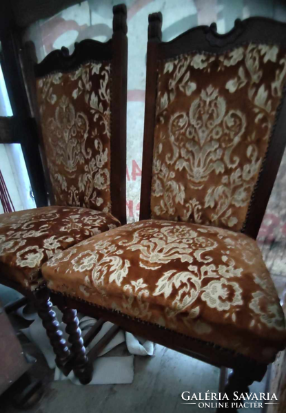 Colonial chair and armchair