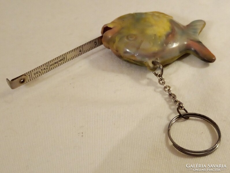 Keyring fish with measuring tape, the fish is 5x6cm