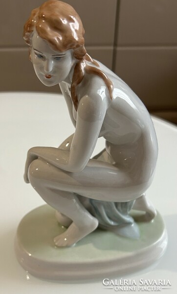 Zsolnay kneeling female nude porcelain statue