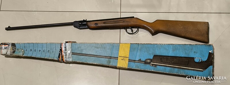 Slavia 624 air rifle and box rare!