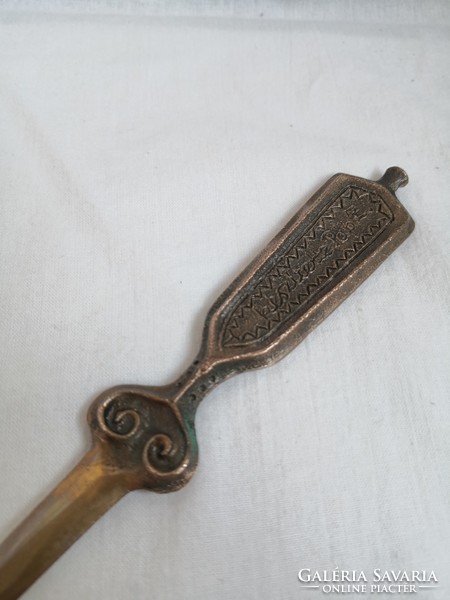 Zoltán Pap, applied art letter opener