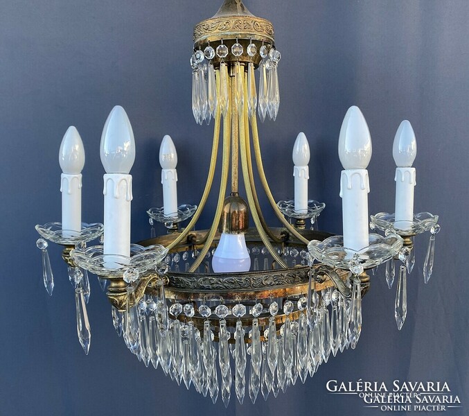 Huge crystal chandelier!