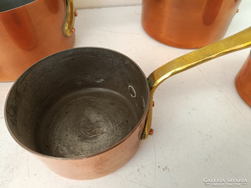 Antik konyhai eszköz ónozás nyomaival vörösréz fazék sárgaréz nyeles lábas készlet 6 darab 801 8744