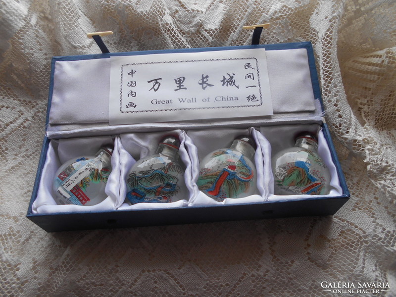 4 Chinese perfume bottles painted on the inside - the price is for 1 piece