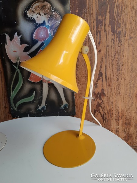 Szarvasi fém asztali lámpa