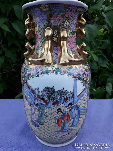 5 Pcs. Far Eastern vase.