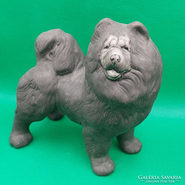 Rare collectable Chow Chow dog figure from Raven House