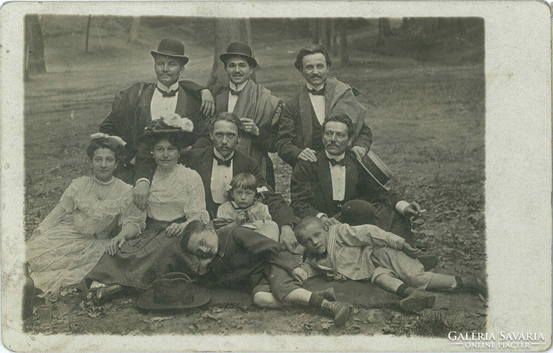 1907 - Group photo, Hamburg. Photo sheet, postcard.
