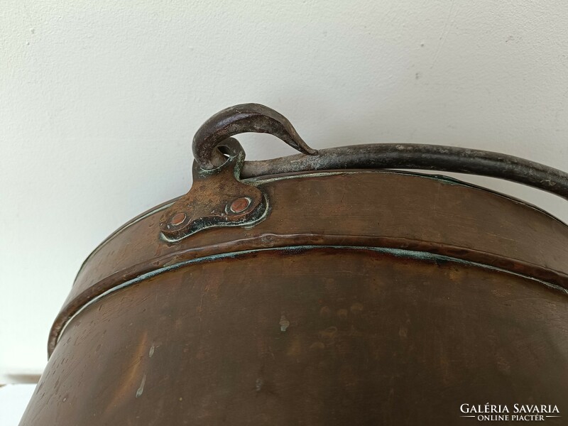 Antique kitchen brass cauldron large heavy pot kettle with iron handle 762 8699