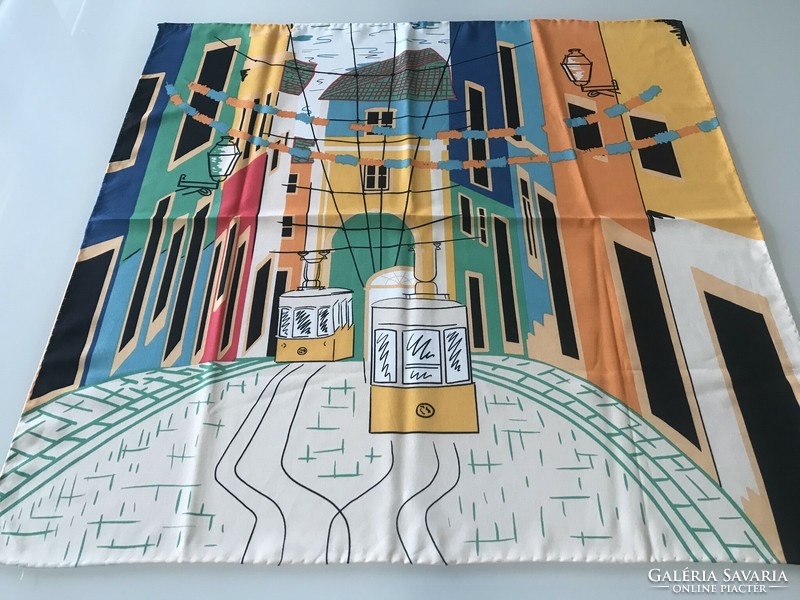 Silk zara scarf with cityscape graphic, 55 x 55 cm