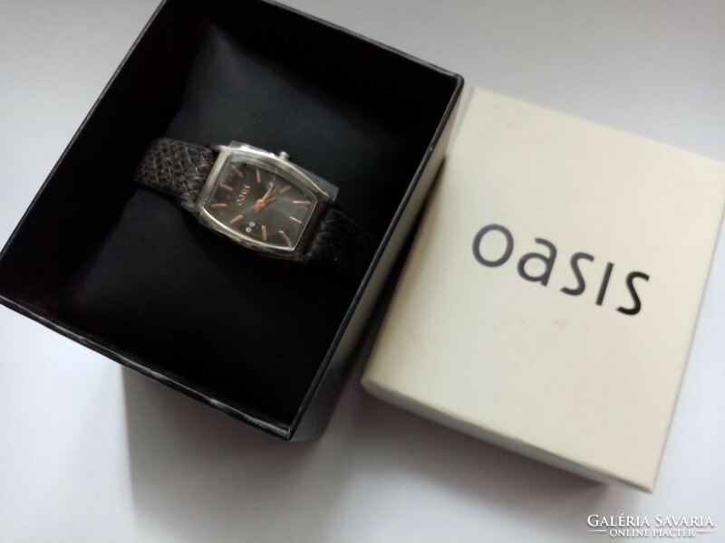 Vintage oasis women's watch in box for sale