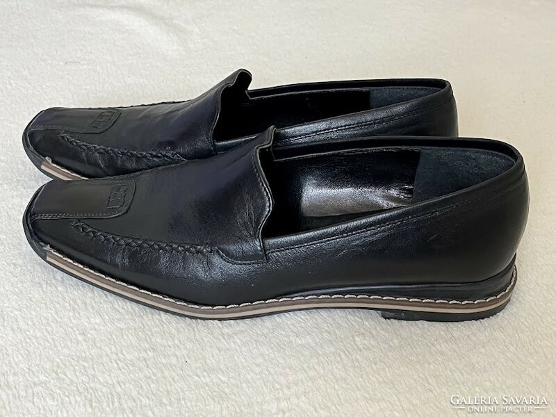 Italian women's leather shoes