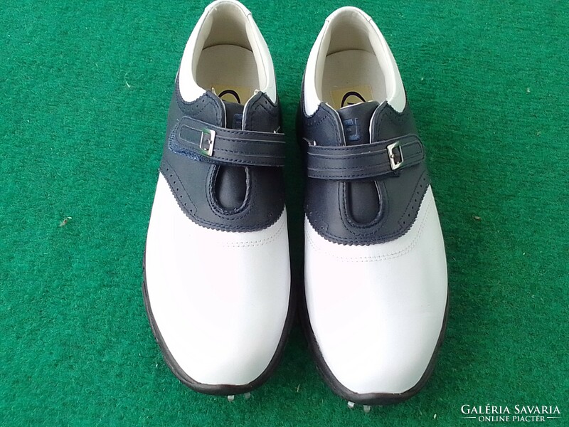 Leather golf shoes for fit lifestyle changers!