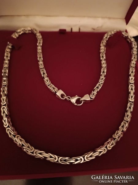Silver king chain