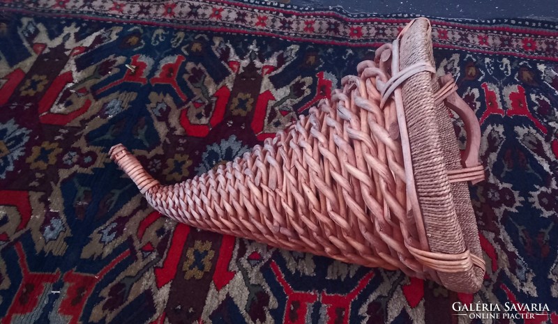 Hatalmas  rattan kaspó fali tároló ALKUDHATÓ design