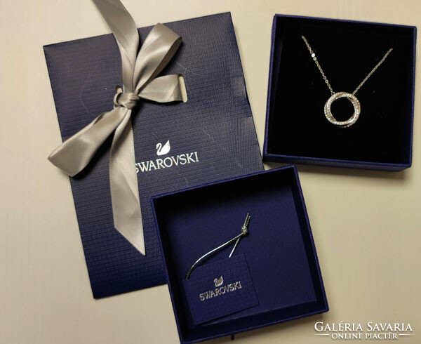 Swarovski necklace with an elegant pendant, in its original box and decorative packaging