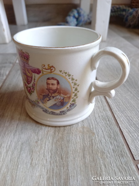 Wonderful Antique British Porcelain Coronation Cup (1911)