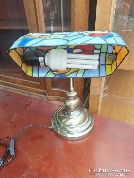 Bench lamp in a tiffany style