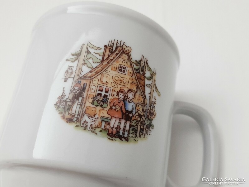 Very rare Kahla message-themed mug, 2 stories on one mug, Jancsi and Juliska, snow white
