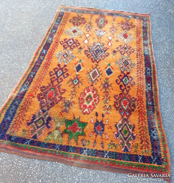 Moroccan Berber carpet, beautiful 130 x 220 cm