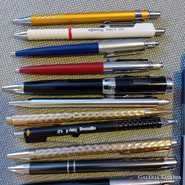Old pens, eraser, pencils 19 pcs in one cheaply