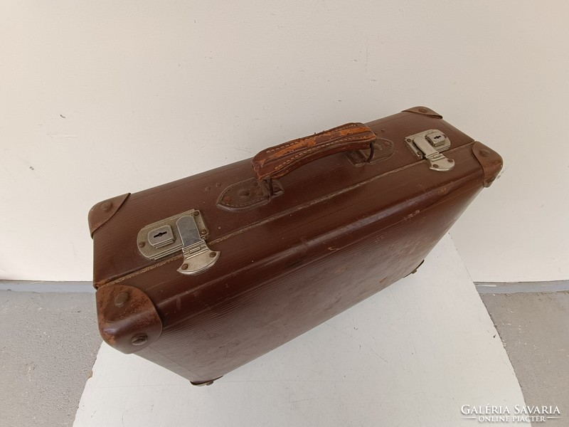 Antik ruhás bőrönd koffer jelmez film színház kellék 722 8686