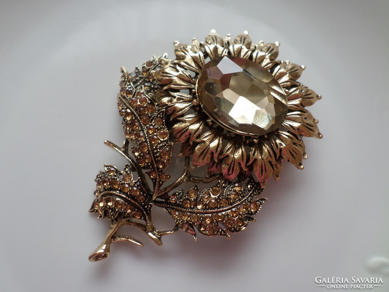 Sunflower flower bijou brooch with rhinestones