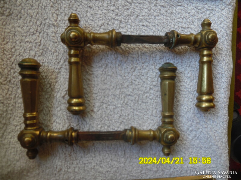 Antique Viennese doorknobs, with hexagonal bar-shaped handles, 2 pairs