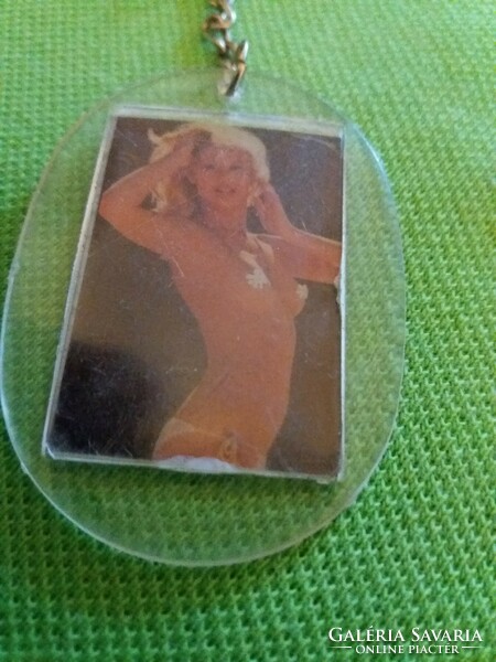 Antique traffic goods bazaar goods metal / plastic double sided naked girl / nude key ring as per pictures