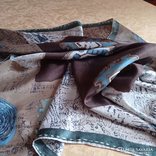 Esprit tiszta selyem kendő, 82 x 82 cm