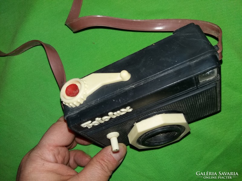 Retro cult drugstore fotolux funny scam water gun camera flawless according to the pictures
